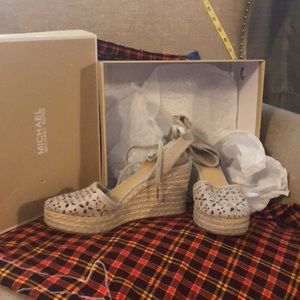 Micheal Kors darci closed toe lace up wedges